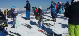 13173563_ask skadi hintertux alpine skiing