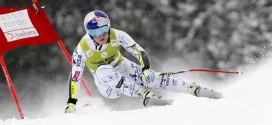12801616_Lindsey Vonn skiiing fis
