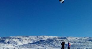 15826617_snow-kite-macedonia