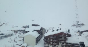 C6Ttl_BXEAA8_qk ski tignes