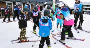 104272_G08_W01 fis snow kids